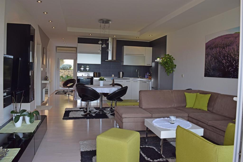 Lavander Apartments Omis Duće Extérieur photo